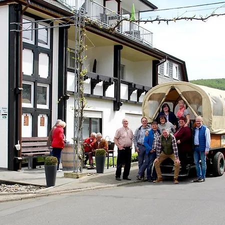 Basten ゲストハウス 4*