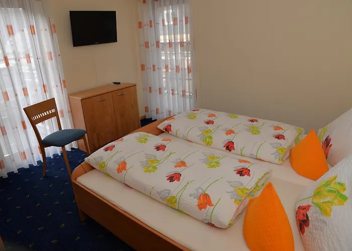 Basten Pensionat 4*