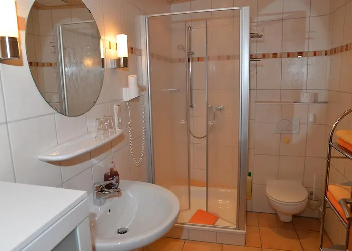 ゲストハウス Basten エレンツ・ポルタースドルフ